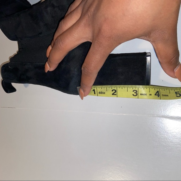 Steve Madden Subtle Pointed Ankle sueded Bootie black 8.5 - Picture 11 of 13